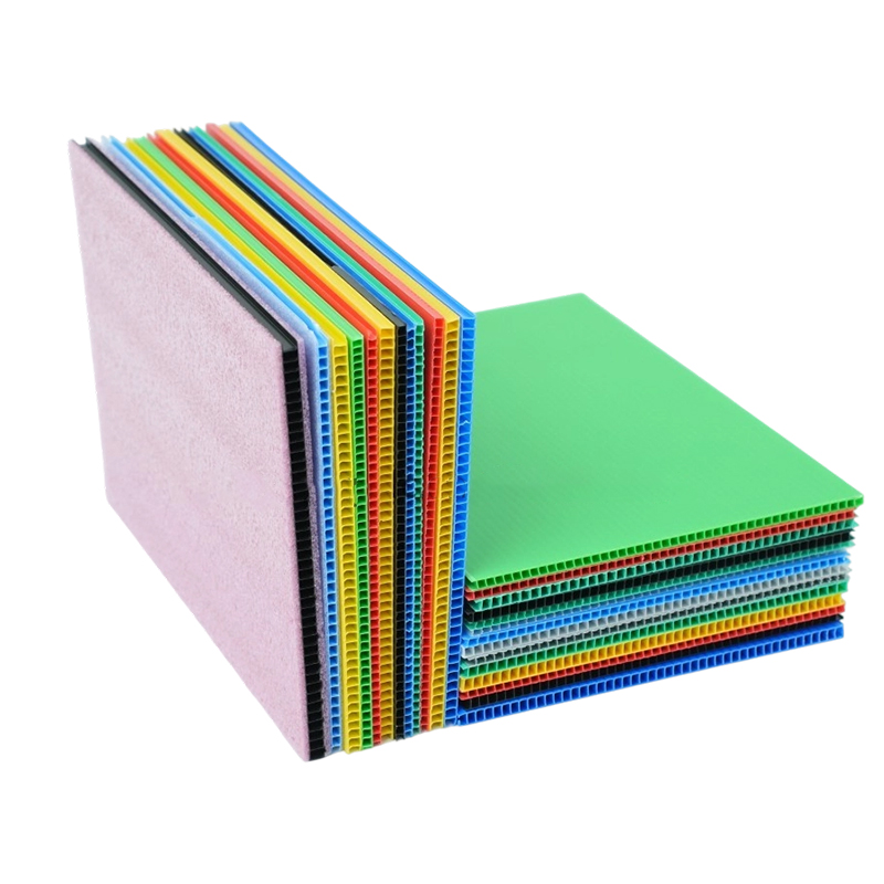 تخته پلاستیکی راه راه Twinwall سنگین برای بسته بندی لجستیک